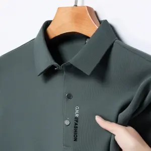 Polo de manga corta de Color sólido para hombre, Top elástico cómodo y transpirable, recién llegados, estilo informal de negocios