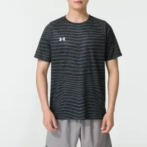 Underarmour Camiseta de manga corta para hombre, ropa deportiva transpirable para entrenamiento, camiseta informal con cuello redondo, camiseta de secado rápido 24500510-001
